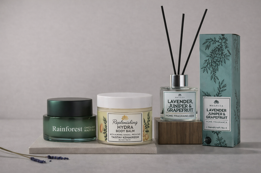Luonnonkosmetiikan Lahjapakkaus Haven on täydellinen kokonaisuus, joka koostuu monitoimibalmista, vartalovoiteesta ja huonetuoksusta. Täydellinen lahja vaikkapa äitienpäivänä.